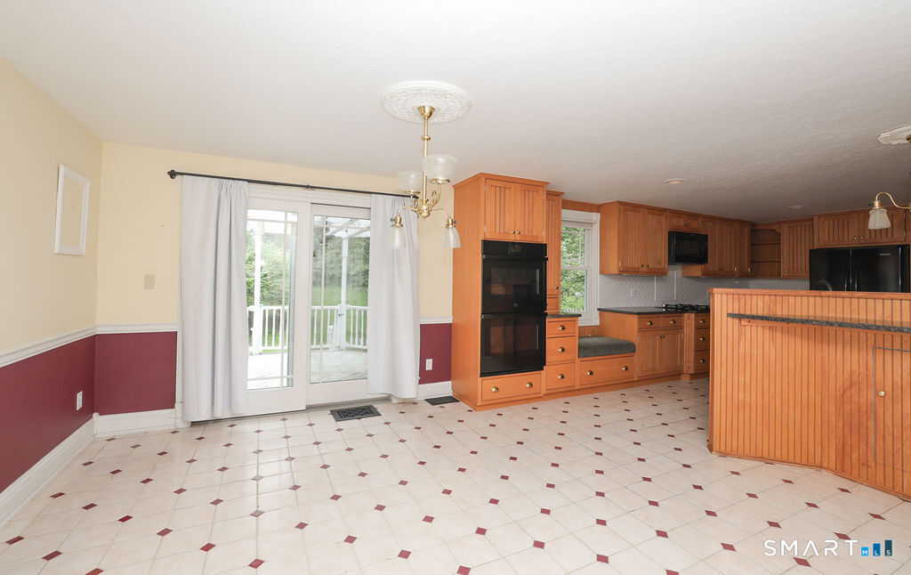 7 Glenbrook Drive Simsbury CT 06092