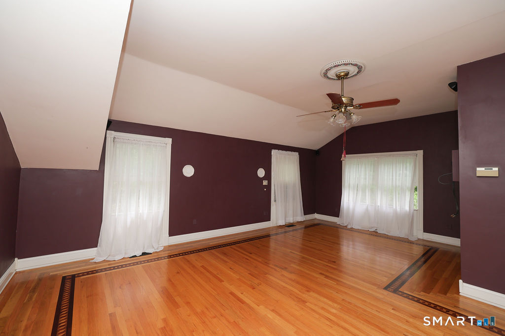 7 Glenbrook Drive Simsbury CT 06092