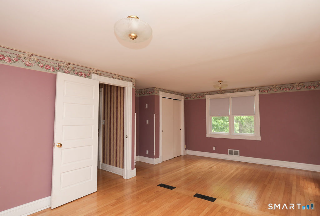 7 Glenbrook Drive Simsbury CT 06092