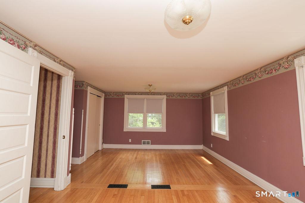 7 Glenbrook Drive Simsbury CT 06092