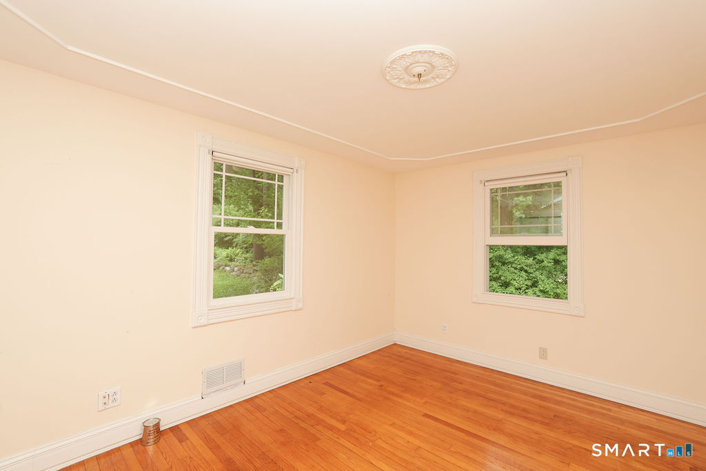 7 Glenbrook Drive Simsbury CT 06092