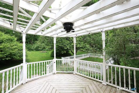 7 Glenbrook Drive Simsbury CT 06092