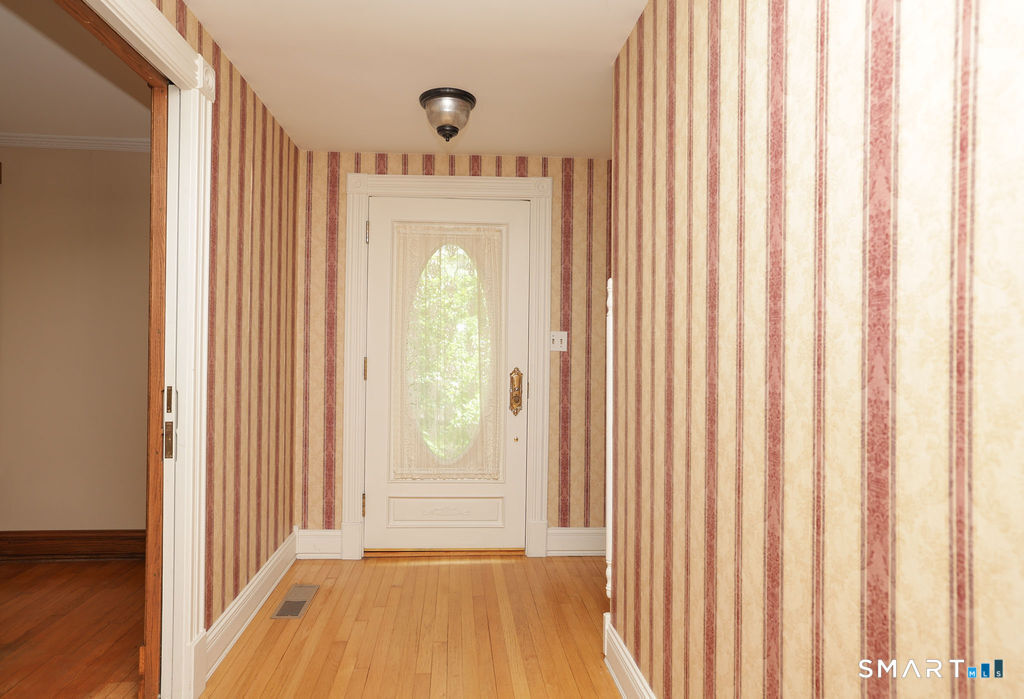 7 Glenbrook Drive Simsbury CT 06092