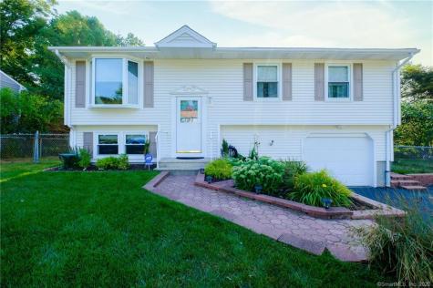21 Carriage Drive Naugatuck CT 06770