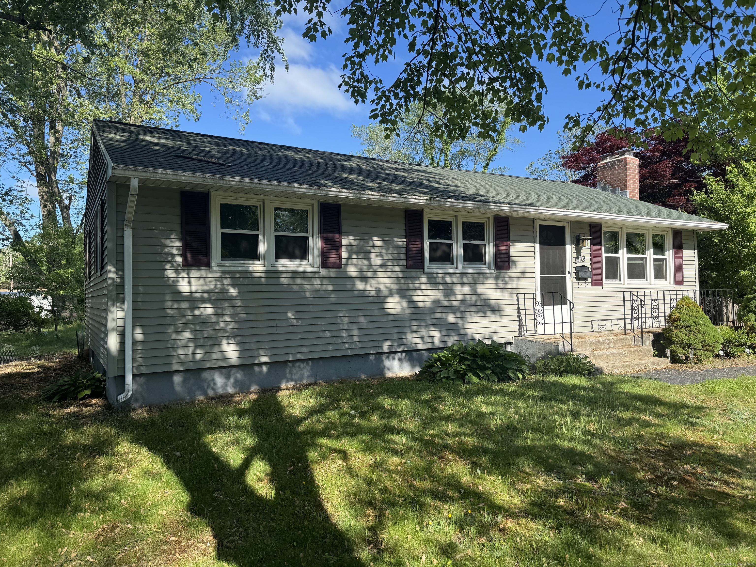 13 Lancer Drive Enfield CT 06082