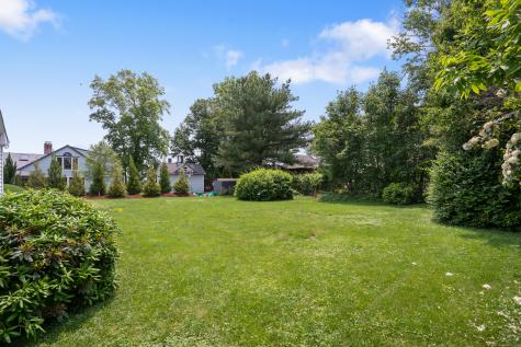 10 Montgomery Parkway Branford CT 06405