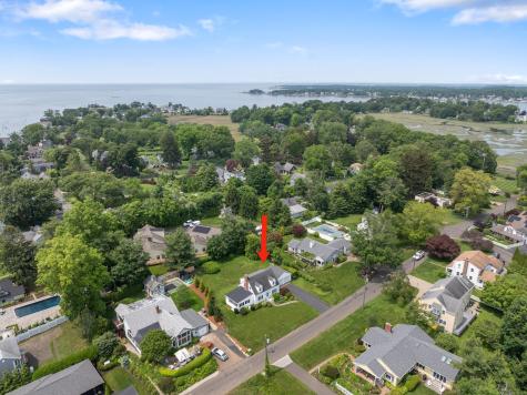 10 Montgomery Parkway Branford CT 06405