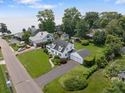 10 Montgomery Parkway Branford CT 06405