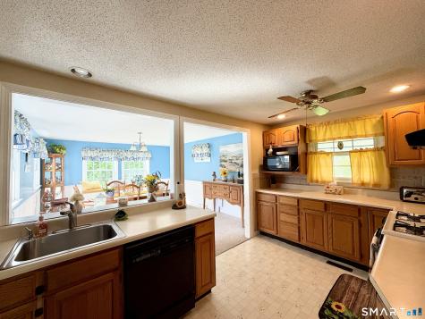 129 Montemerlo Avenue Windsor Locks CT 06096