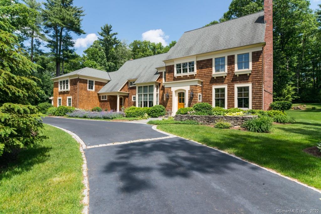 17 School House Lane Simsbury CT 06070
