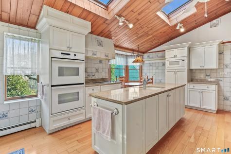 31 Mountain View Drive Brookfield CT 06804