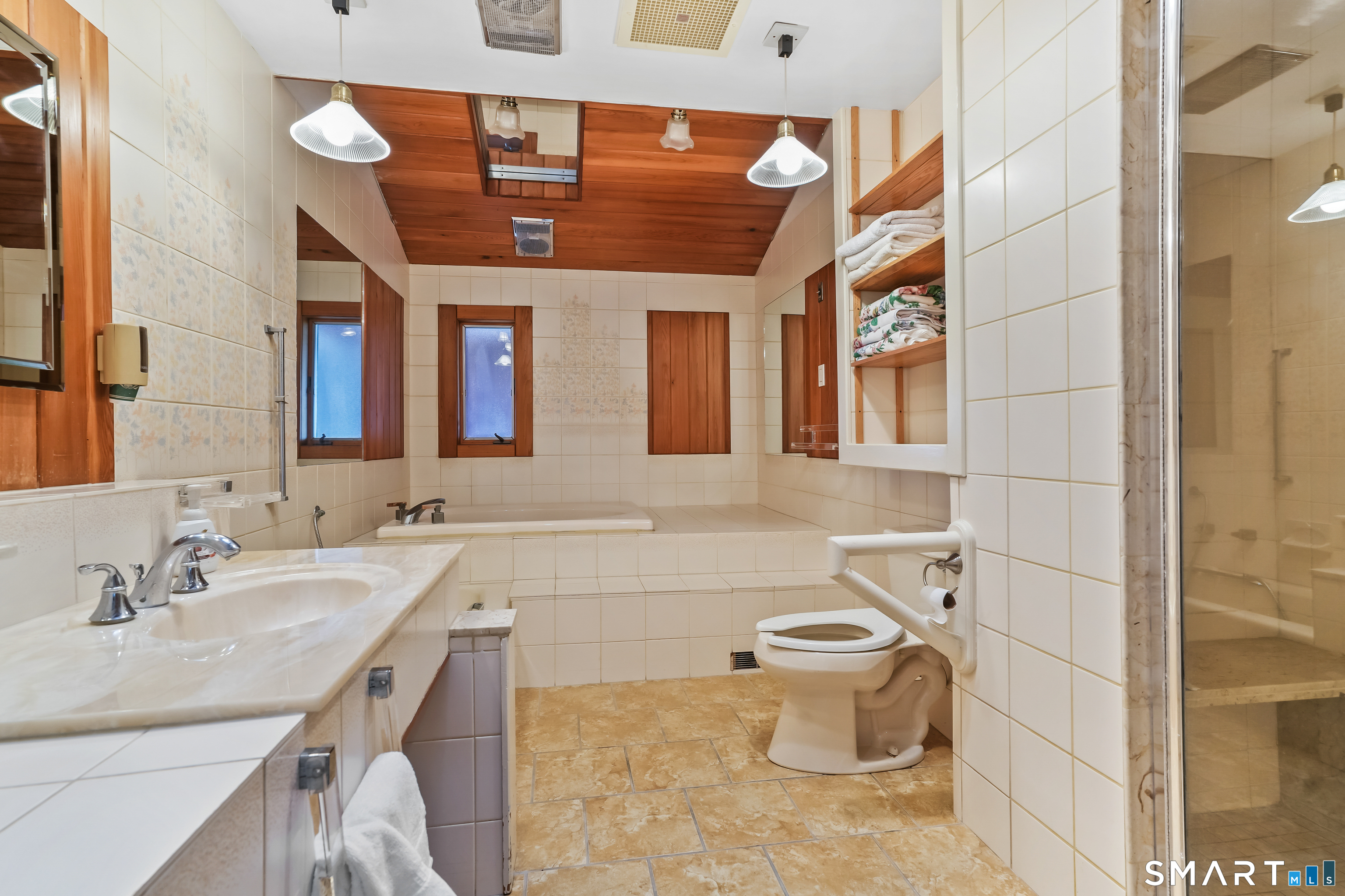 31 Mountain View Drive Brookfield CT 06804