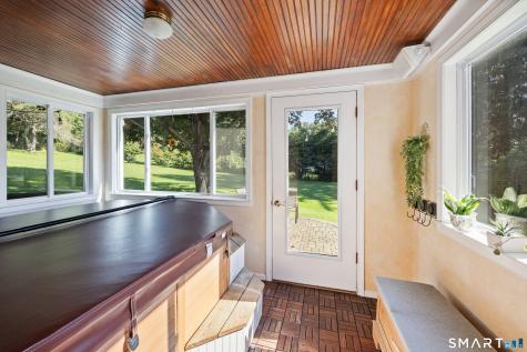 161 Upper State Street North Haven CT 06473
