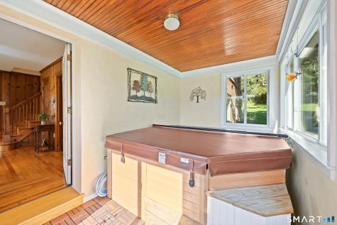 161 Upper State Street North Haven CT 06473