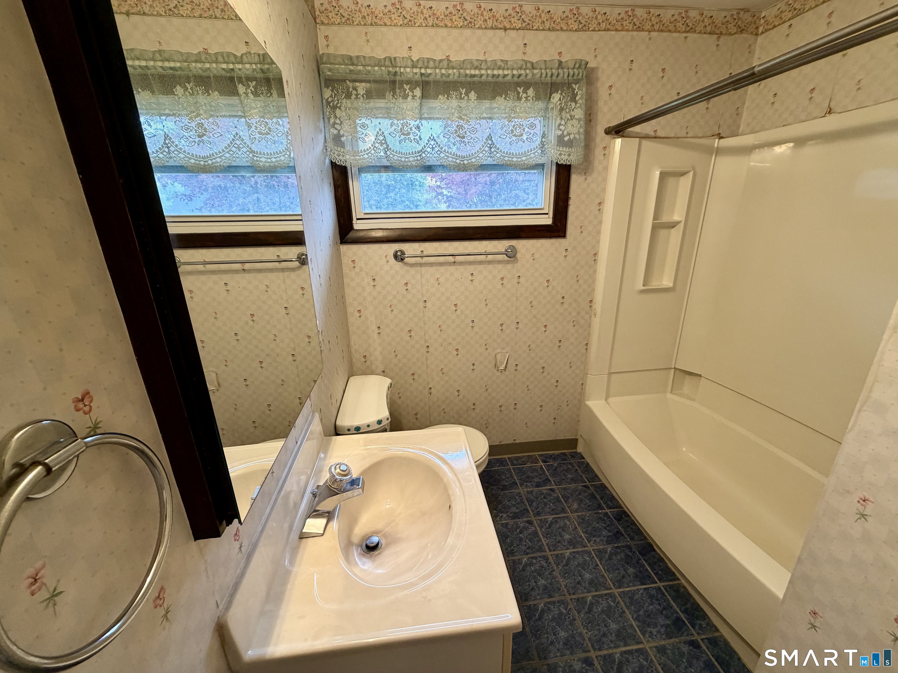 72 Hickory Road Naugatuck CT 06770