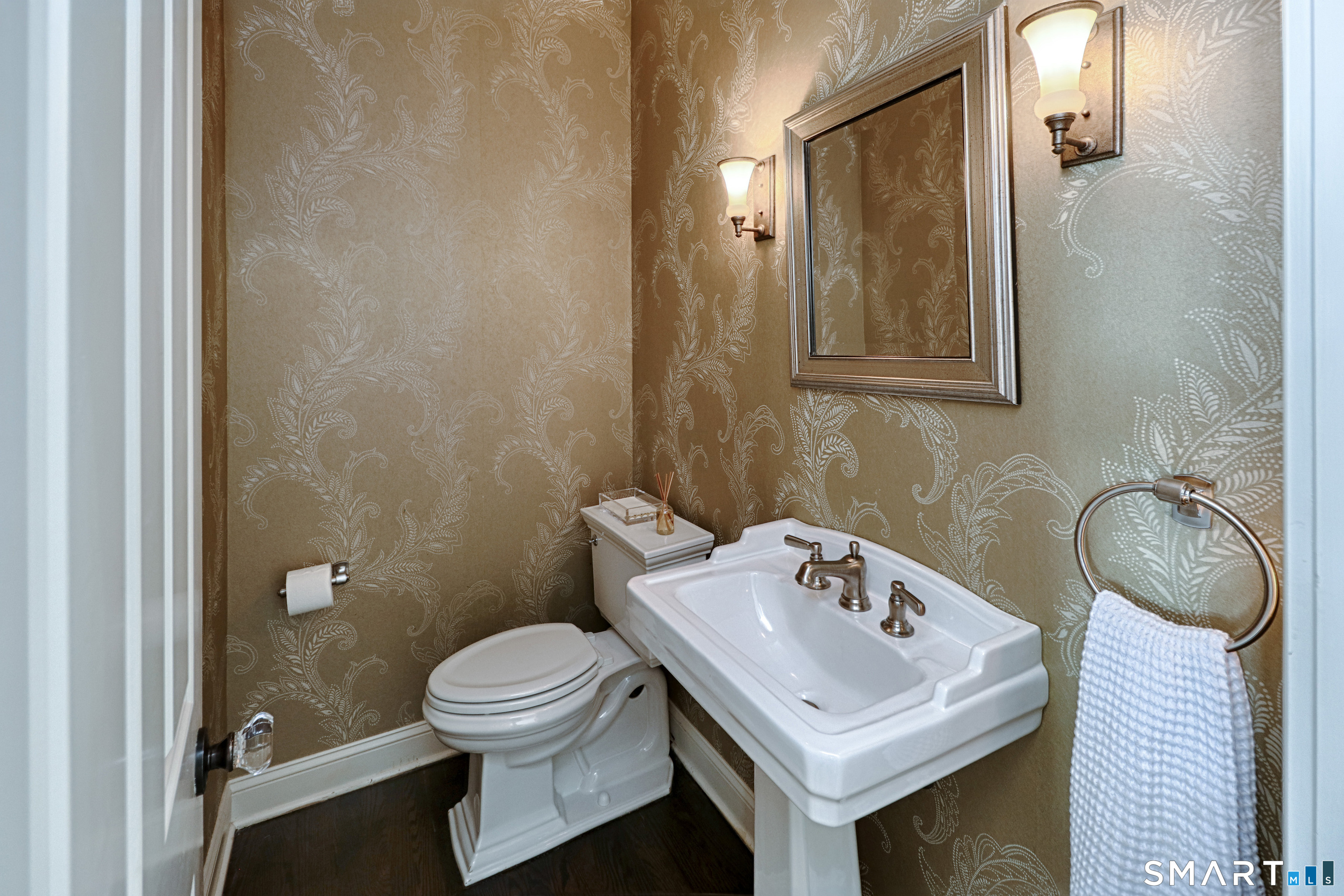 108 Colonial Drive Fairfield CT 06824