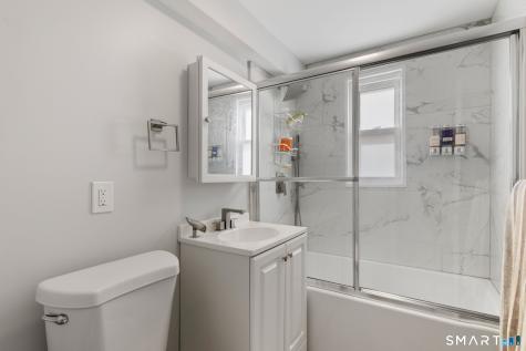 198 Woodycrest Drive East Hartford CT 06118