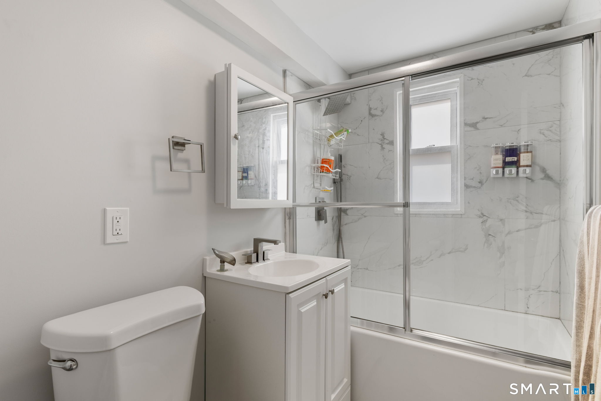 198 Woodycrest Drive East Hartford CT 06118