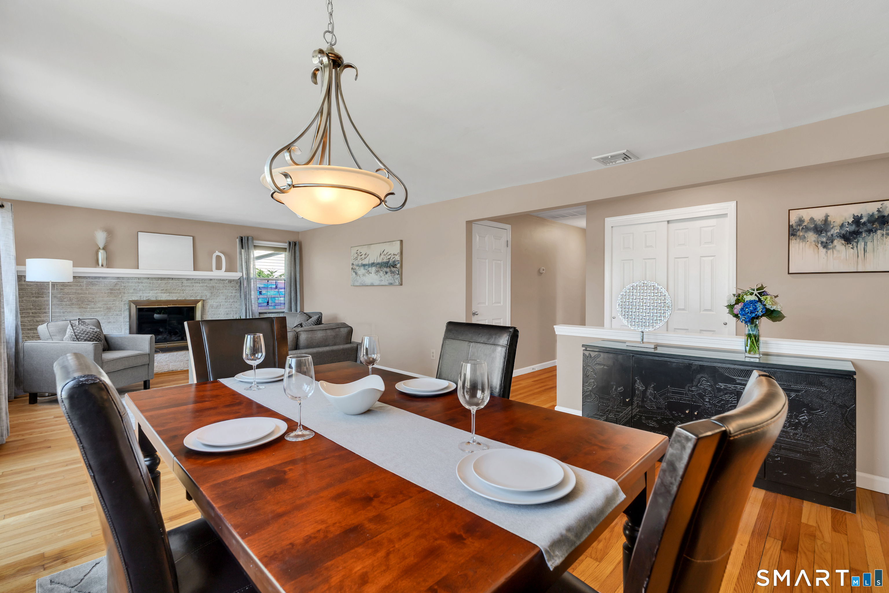 44 Riverside Drive Branford CT 06405
