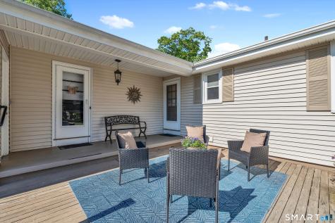 44 Riverside Drive Branford CT 06405
