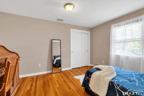 44 Riverside Drive Branford CT 06405