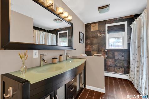 44 Riverside Drive Branford CT 06405