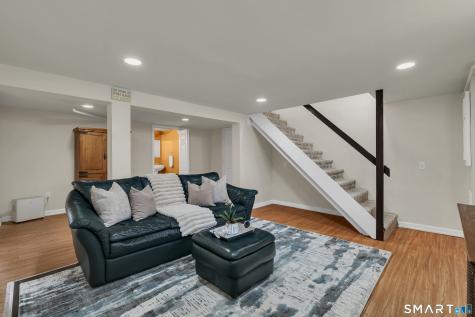 44 Riverside Drive Branford CT 06405