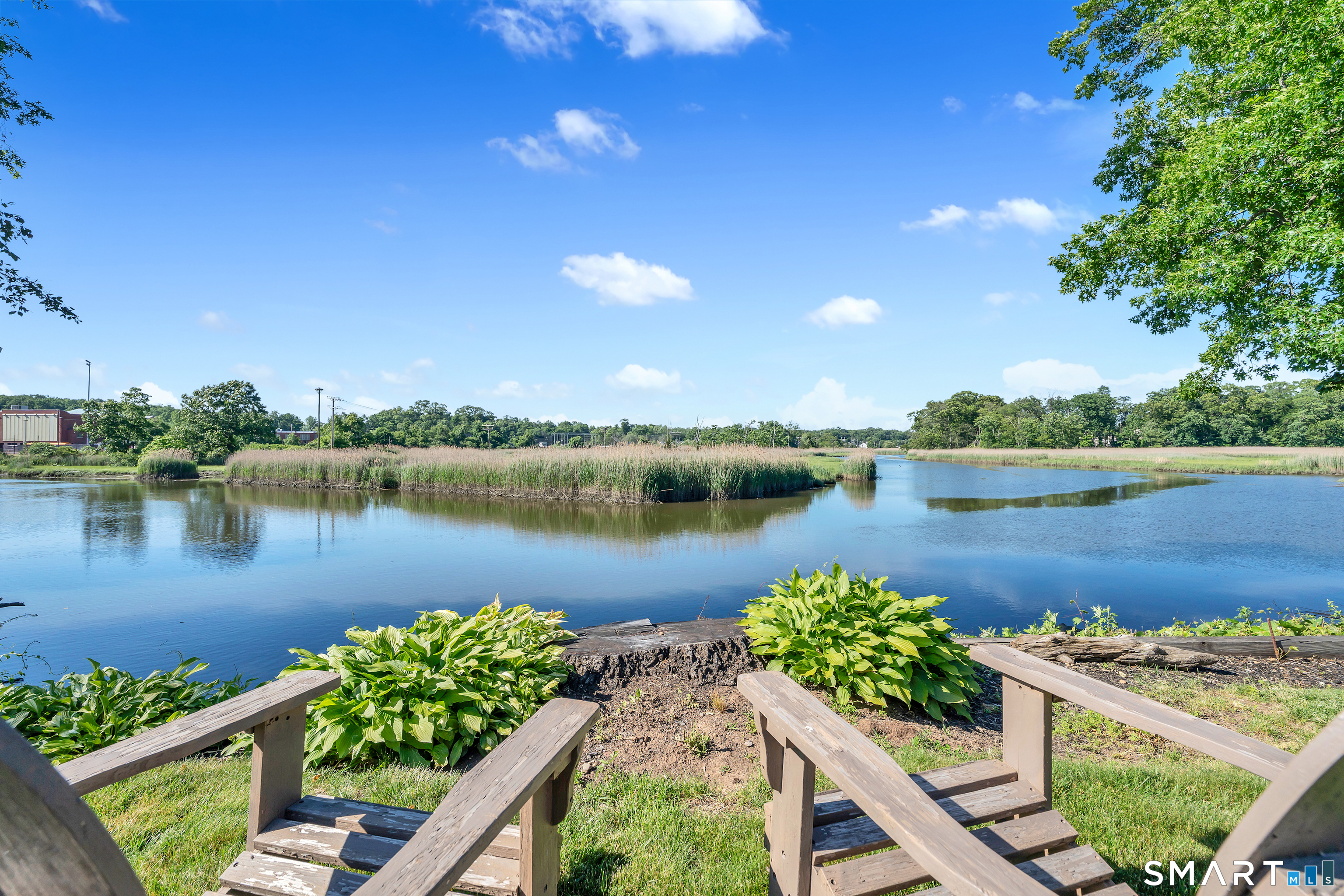44 Riverside Drive Branford CT 06405