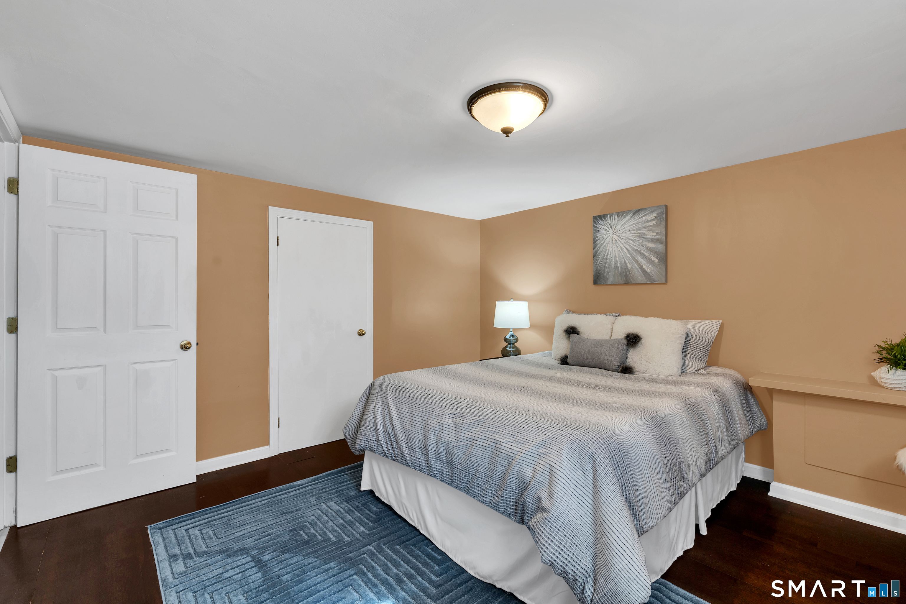 44 Riverside Drive Branford CT 06405