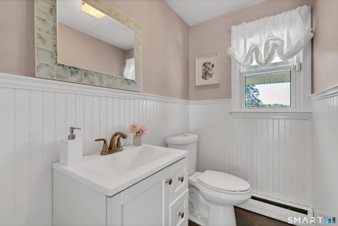 44 Riverside Drive Branford CT 06405