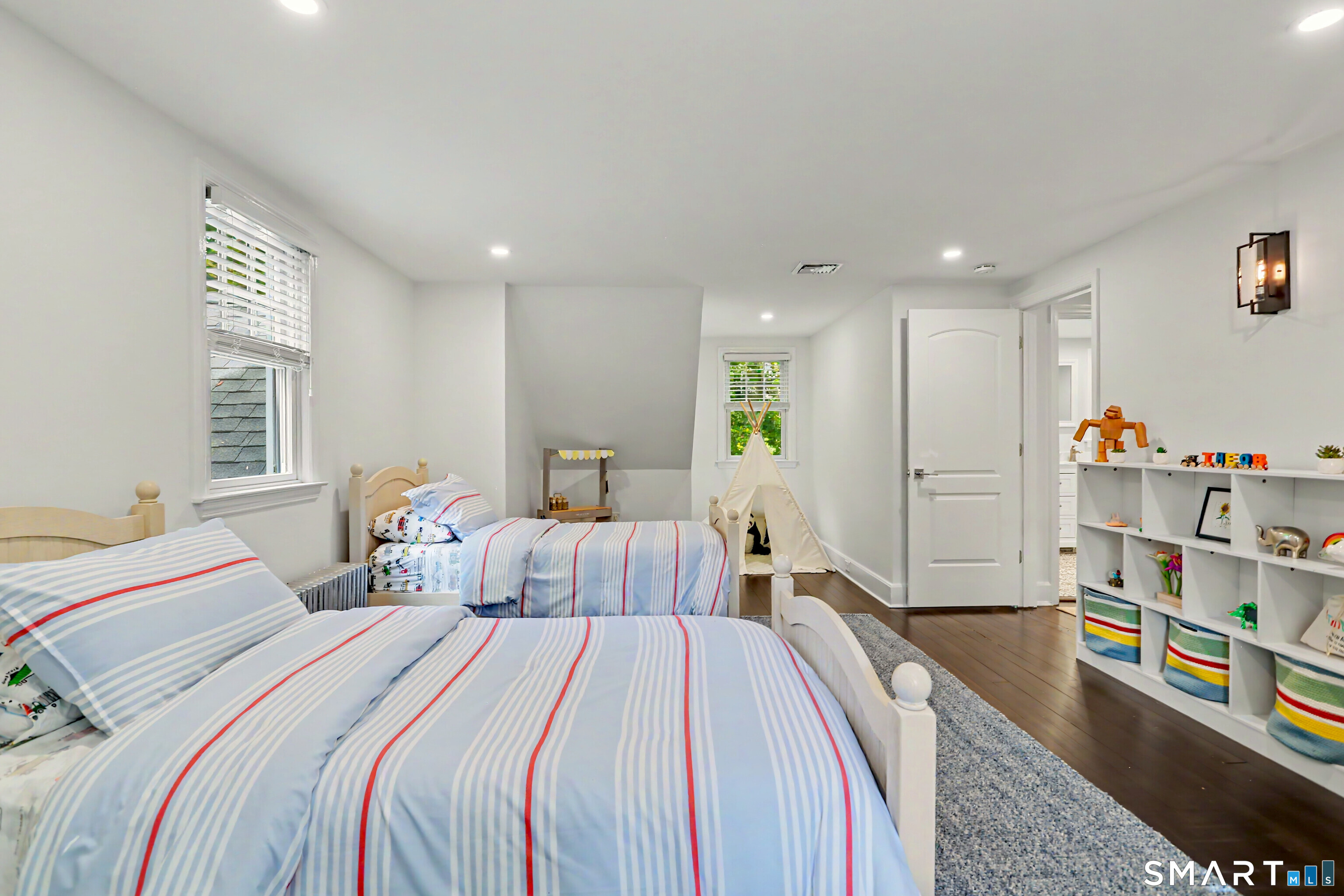 272 West Lane Ridgefield CT 06877