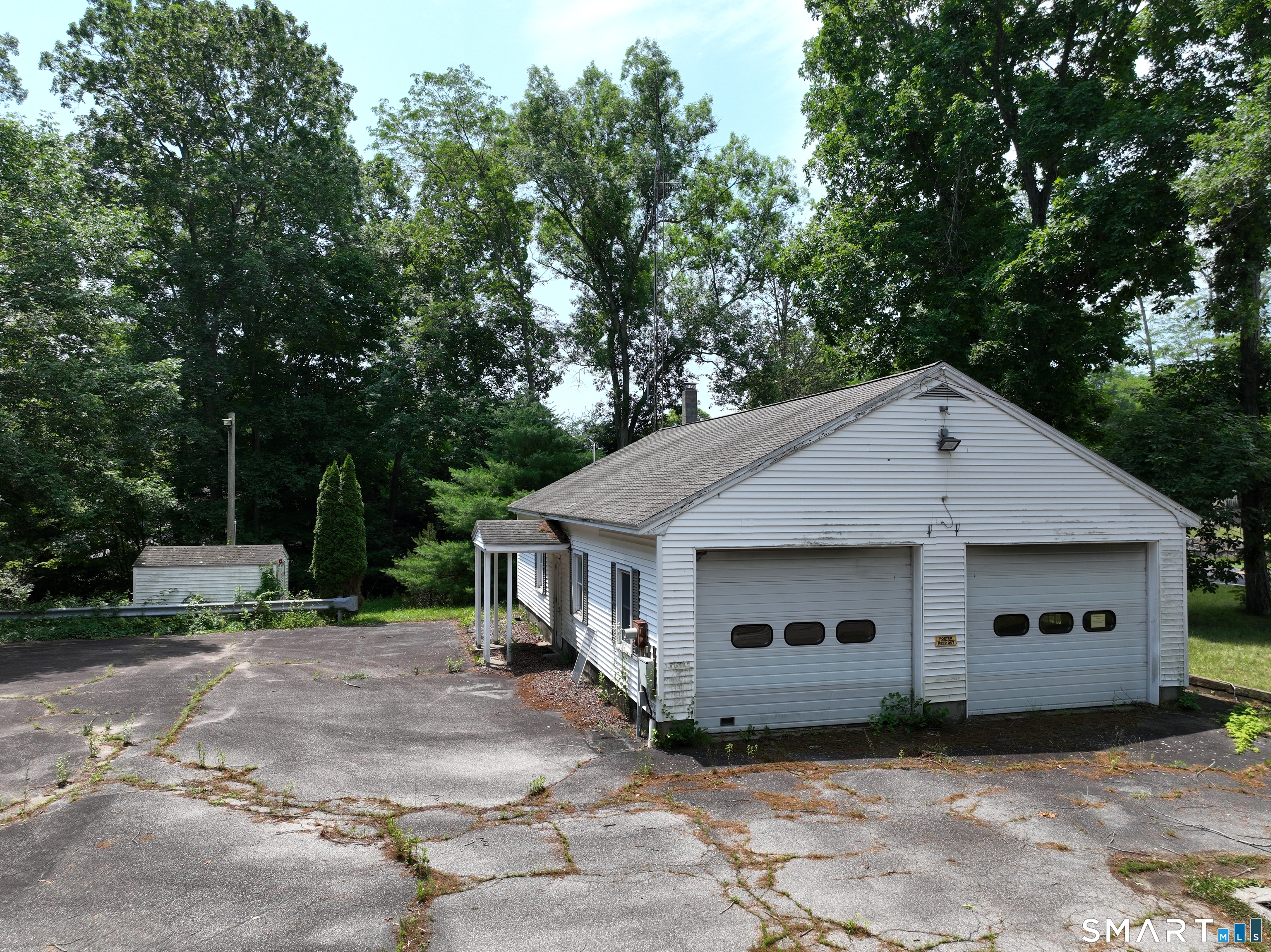 10 Mains Crossing Road North Stonington CT 06359