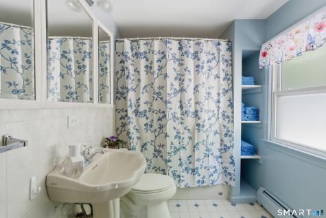 334 Plainville Avenue Farmington CT 06085