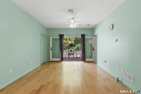334 Plainville Avenue Farmington CT 06085