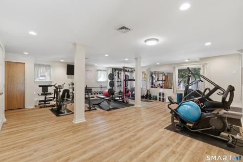 334 Plainville Avenue Farmington CT 06085