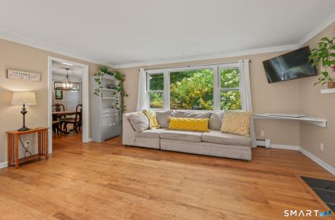 101 Abbey Road East Hampton CT 06424