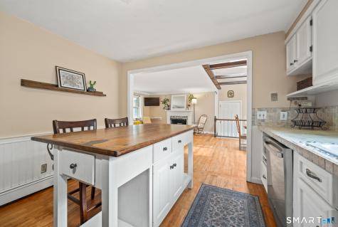 101 Abbey Road East Hampton CT 06424