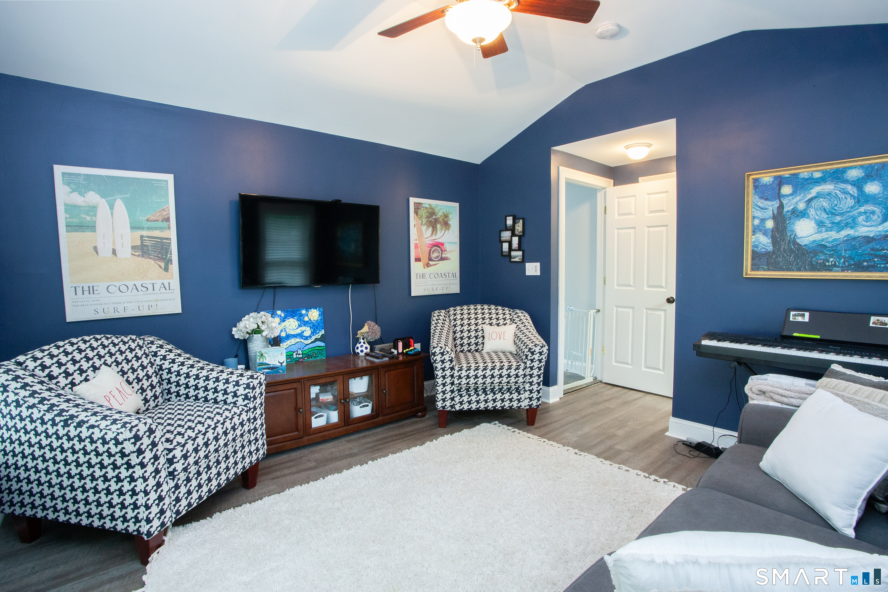 490 New Road Avon CT 06001
