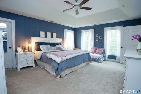 490 New Road Avon CT 06001