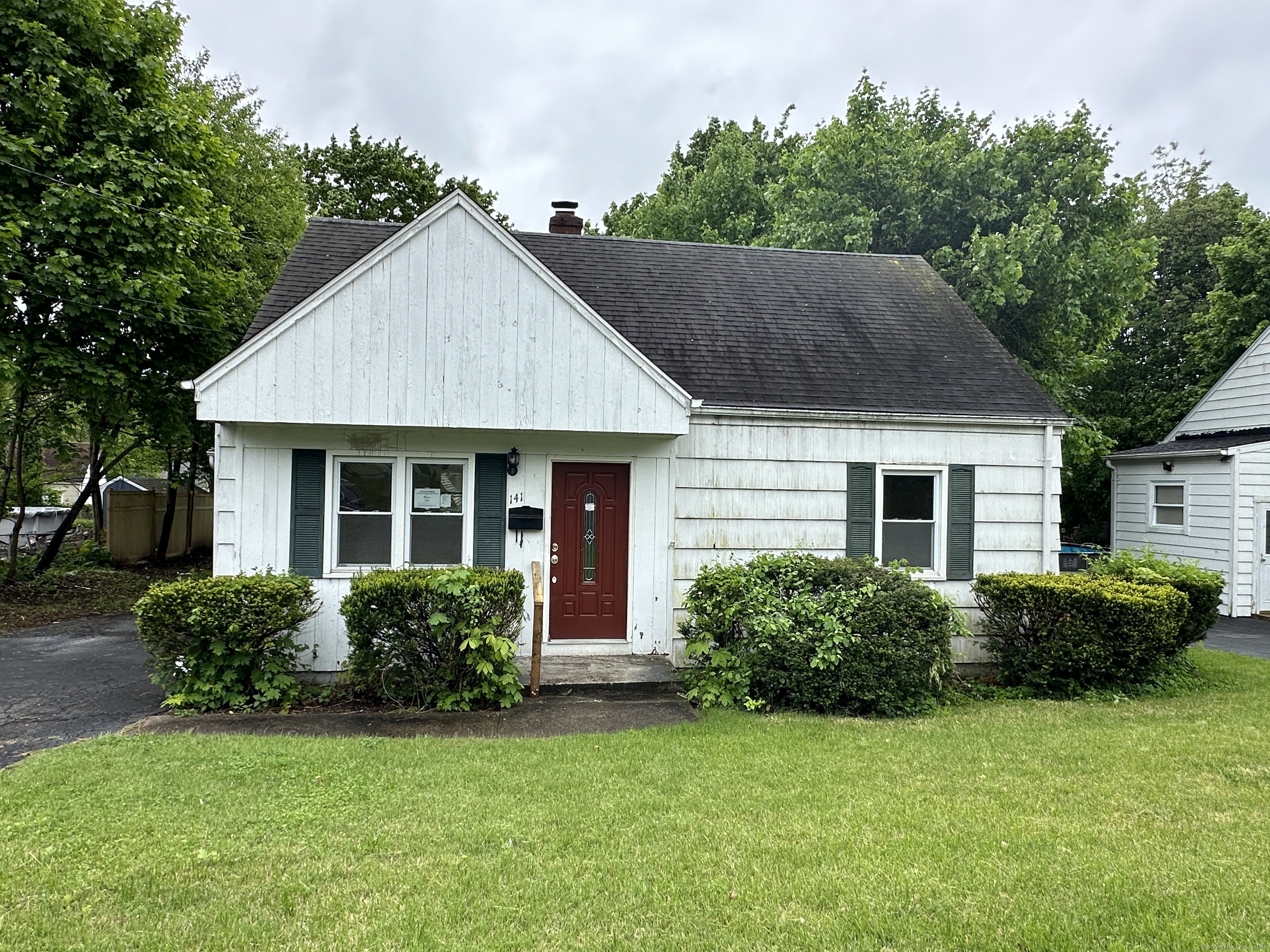 141 Twin Brook Road Hamden CT 06514