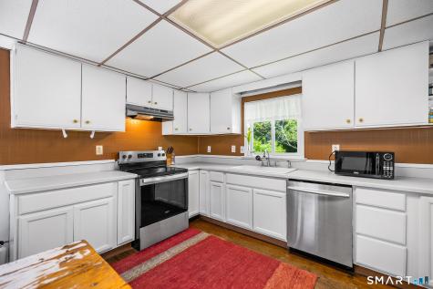 120 Old Norwich Road Waterford CT 06375