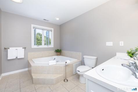 59 Tufts Drive Manchester CT 06042