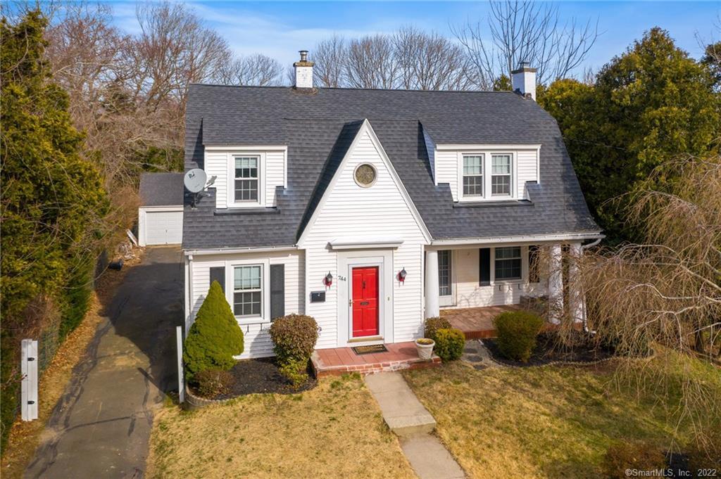 744 Ocean Avenue New London CT 06320