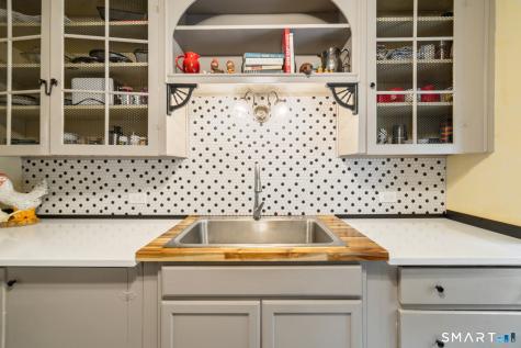 413 Watertown Road Middlebury CT 06762