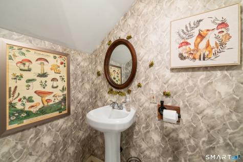 413 Watertown Road Middlebury CT 06762
