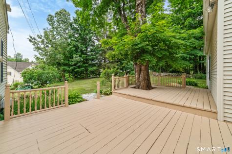 413 Watertown Road Middlebury CT 06762