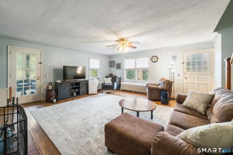 413 Watertown Road Middlebury CT 06762