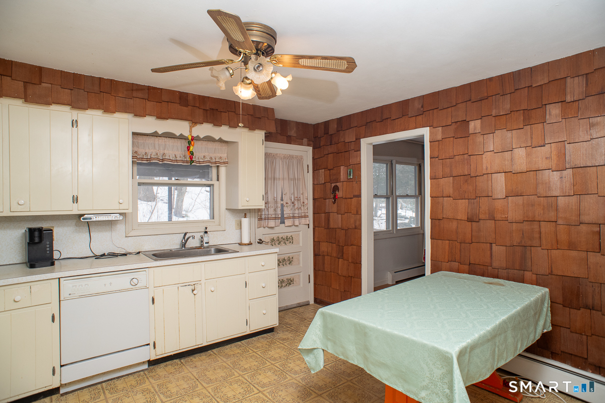 41 Longfellow Road Shelton CT 06484