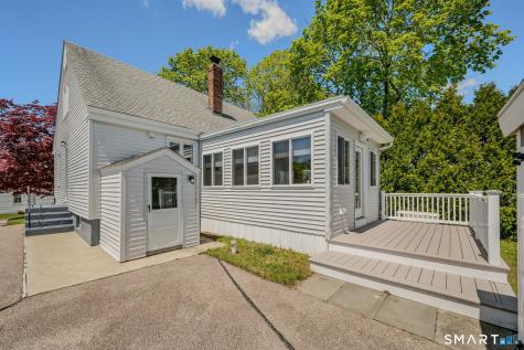 14 Hyde Street Stonington CT 06379