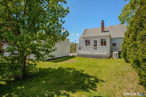 14 Hyde Street Stonington CT 06379